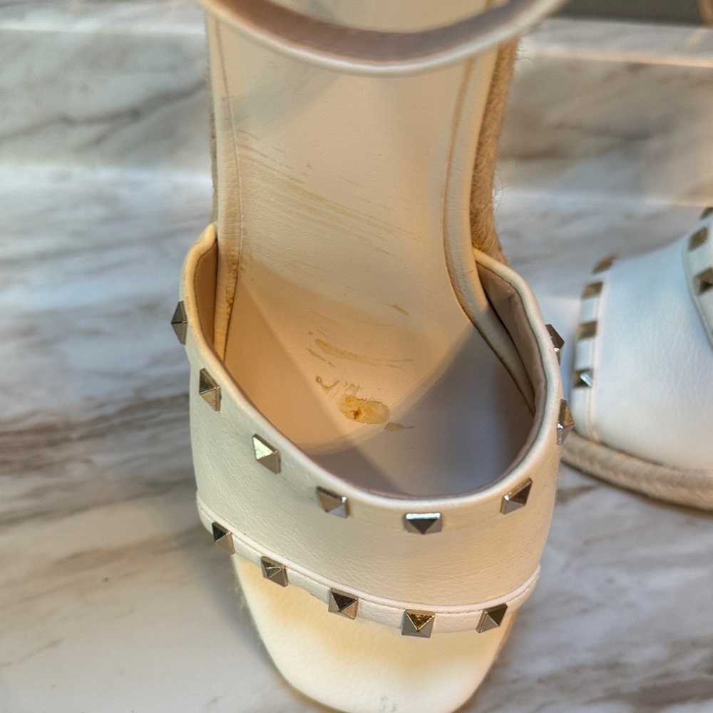 Mix No. 6 Beige Wedges with Gold Accents - Picture 6 of 10